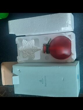 PartyLite Red Frosted Glass Ornament Diffuser